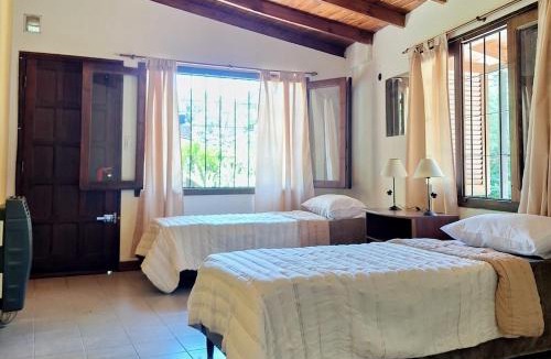 Villa General Belgrano Ski Chalet | Chalet con puerta al arroyo