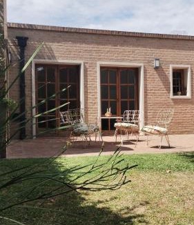 Empalme Lobos House | Casa Las Clivias