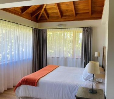 San Martin de los Andes Hotel | Casona Del Alto
