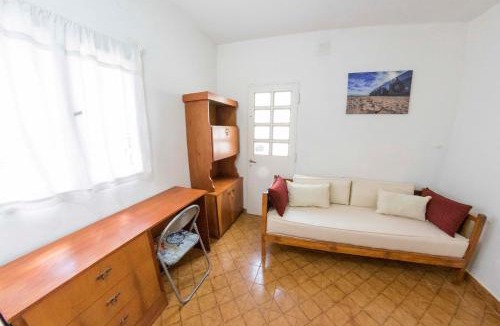 Comodoro Rivadavia Apartment | Casa cerca del centro luminosa y tranquila con patio