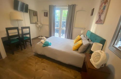 El Golf Apartment | Eco Home Estudio-El Golf 1