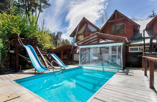 Villa La Angostura House | BOG Costa de Rio - Piscina climatizada y costa de rio