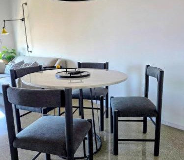 Buenos Aires Central Business District Apartment | The best view of the river 34th Floor Gym
