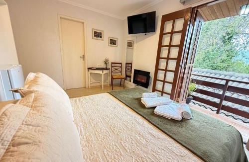 Vila Poran Bed & Breakfast | The Writer's House