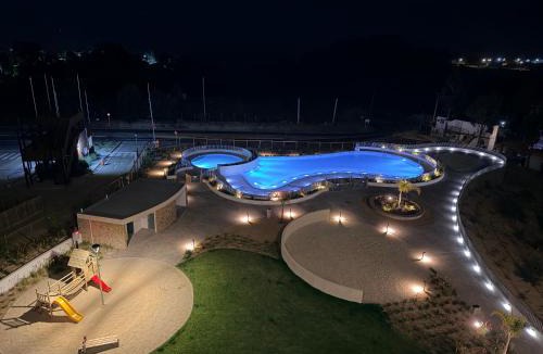 Mirasol Apartment | Fantastico y Nuevo Los Castaños Algarrobo Norte, Piscinas Jacuzzi Gym, Wifi Home Office Viñas en Casablanca