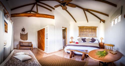 Hanga Roa Hotel | Pikera Uri Eco Lodge