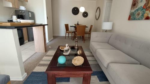 Curico Apartment | Depto en condo, 2D 1B, aire estacionamiento, full