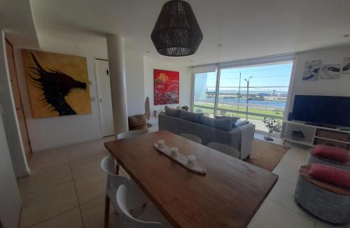 Punta Mogotes Apartment | Puente - Departamento Frente al Mar