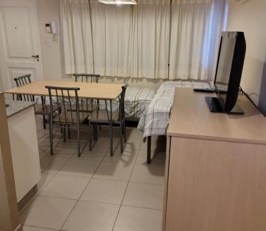 Cipolletti Apartment | Departamentos Pórtico Sur, monoambientes con cochera