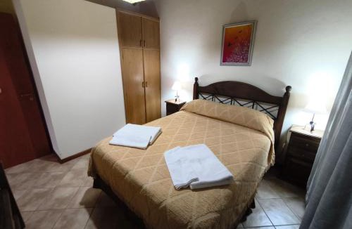 El Bolson House | Jardín del Piltri