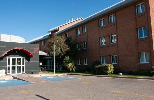 Villa Nueva Hotel | ibis Mendoza