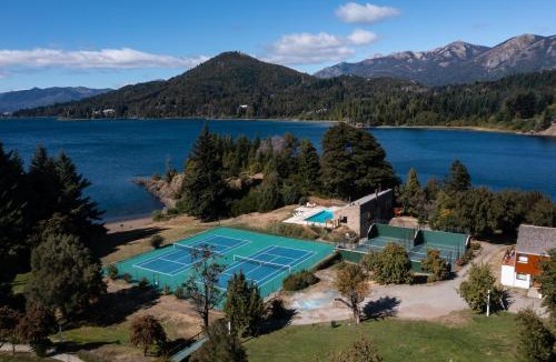 San Carlos de Bariloche Hotel | DUT Bariloche