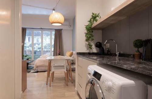 Palermo House | MOT ChicHaus 8 Lux Units 30 pax Daily Housekeeping!