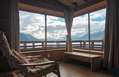 Caburgua Apartment | Cabaña Celeste - Acceso directo a playa lago Caburgua y cancha de tenis - direct access Beach in Caburgua Lake and tenis court