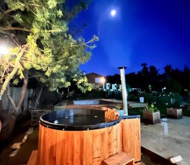 Tunquen House | Cabaña en Tunquén con parrilla, fogón, piscina y bosque