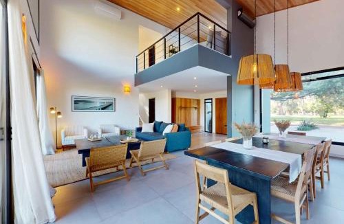 Pilar House | RentUp - Diseño exclusivo espacios unicos Tessalia Casa Polo