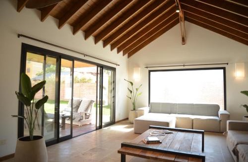 Miramar House | Beach House AP