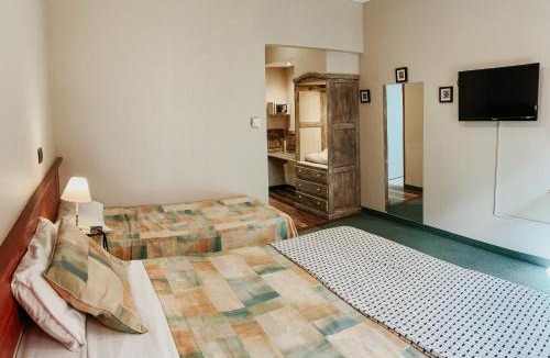 Macrozona Meseta Cerro Calafate Hotel | Lupama