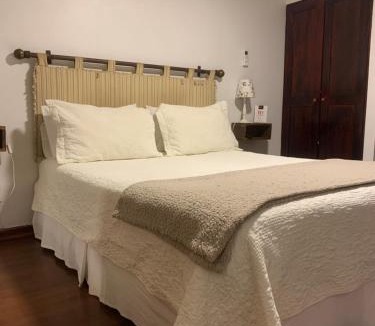Santa Cruz Hotel | Tierra & Vino a pasos Museo y Casino