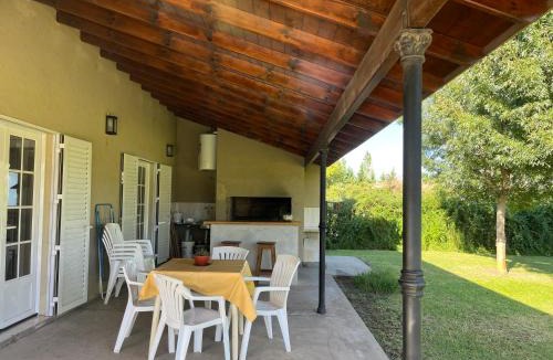 Mercedes Villa | Casa Quinta