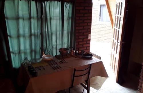 Comandante Luis Piedrabuena Ski Chalet | cabañas rio santa cruz