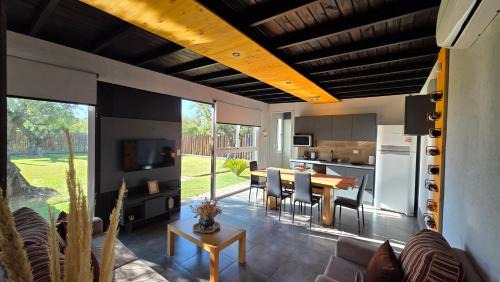 Bajo Lunlunta House | OlivaNegra Resort - Oliva3