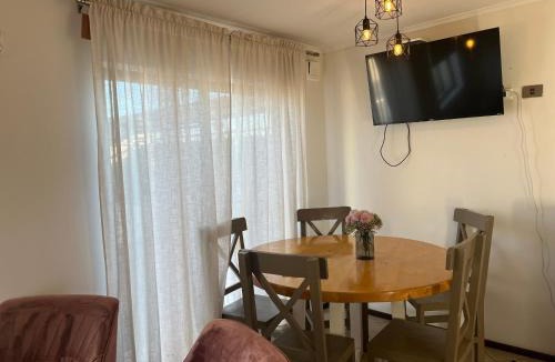 Curico House | CASA CERCA AERODROMo