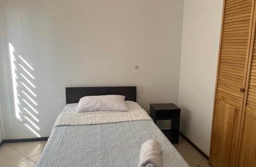 Curico House | CASA CERCA AERODROMo