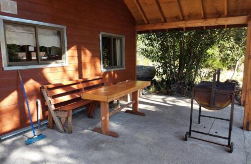 Pinto House | Cabaña para 6 personas camino a Termas de Chillán
