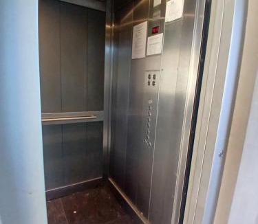Luis Guillon Apartment | Apartamento LH Cómodo y moderno Cerca del aeropuerto Ezeiza ex fader