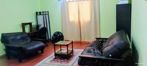 San Martin Apartment | Yellow