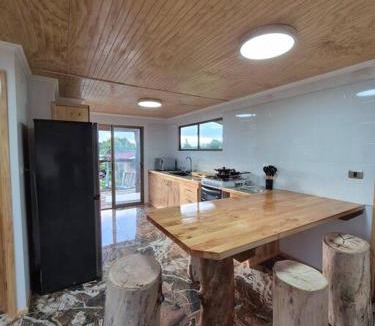 Hanga Roa House | Te Rano Lodge