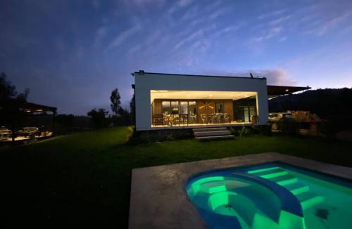 La Florida Ski Chalet | Parcela camino a Florida