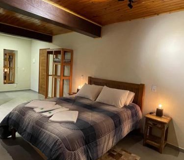 Monte Verde Villa | Chalé Vista Verde