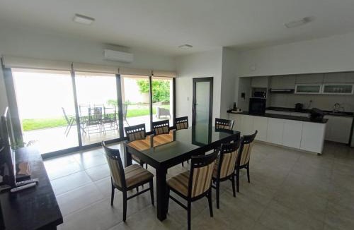 La Punta House | Hermosa Casa