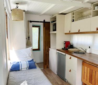 San Martin de los Andes Ski Chalet | Casa Calvé 2 tinys house con Vista, Bosque Privado ideal 2 Parejas