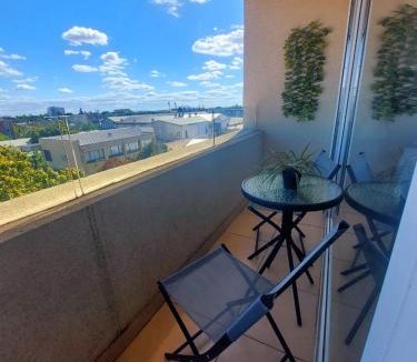Chillan Apartment | DEPARTAMENTO PREMIUM en Chillán Centro, full equipado, cómodo, con estacionamiento, factura para empresas, wifi de alta velocidad