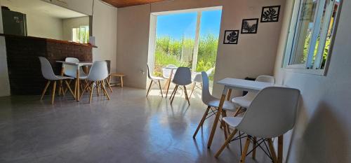 Macrozona Bahia Redonda y Primeros Faldeos Hostel | Hostel Aonikenk