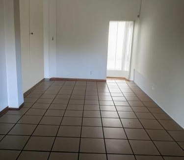 Neuquen Apartment | Amplio Depto 3 dormitorios hasta 7 huéspedes, Familias y Corporativos, garage privado, Terraza con Parrilla "Stay Neuquen"