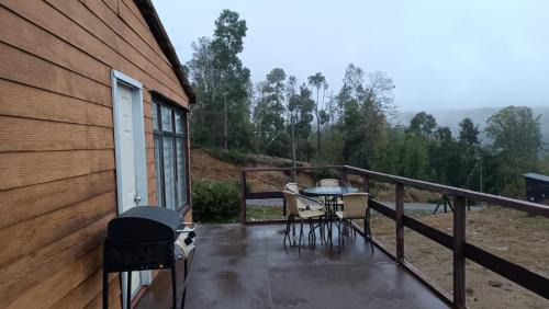 Valdivia House | Cabaña con jacuzzi en Niebla