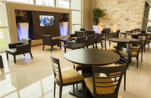 Neuquen Hotel | Howard Johnson Neuquen