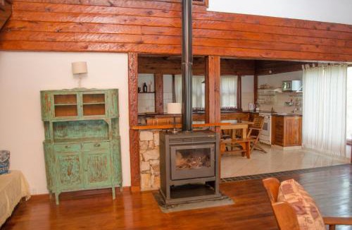 Sierra de los Padres House | Casa La Selva