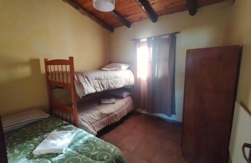Huerta Grande House | Casas HG-Pileta climatizada en predio cercano-Desayuno seco