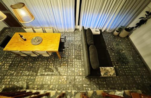 Azul House | Casa Zona Residencial , pileta, garage doble y quincho con parrilla