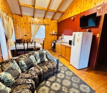 Cucao Cabin | Cabañas Río Quemille