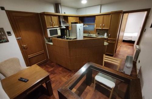 Arguello Apartment | Abudé - Zona Norte, a cuadras de Sanatorio Allende Cerro, Hospital Privado y Estadio Kempes