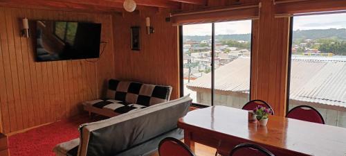 Rilan House | Cabaña piedra azul