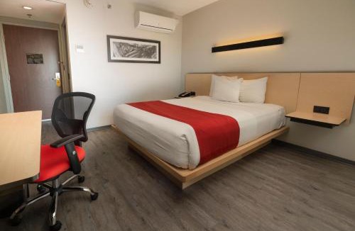 Pudahuel Hotel | City Express by Marriott Santiago Aeropuerto