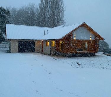 Esquel Villa | Villa Soñada - Encantadora Casa para 6 Personas