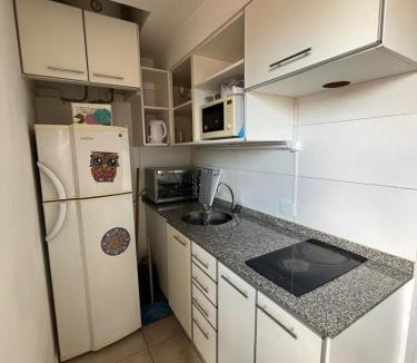 Parque Patricios Apartment | Hermoso monoambiente en edificio de categoría.